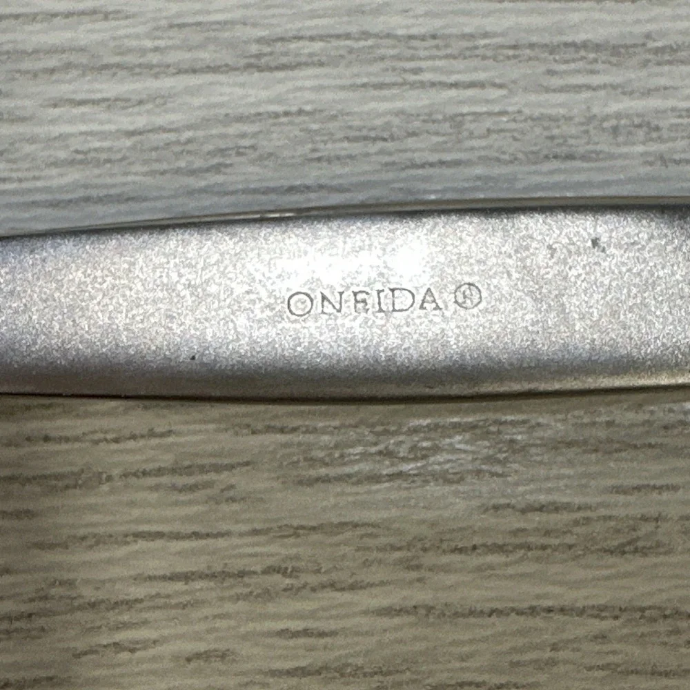 Oneida Silver Stainless Steel (Set of 4)‎ Flatware Vintage
